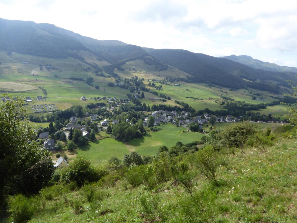 Le Clos Mary Le Claux Exterior foto